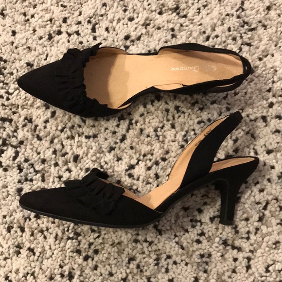 SOLD 🆕 Chinese Laundry Black suede slingbacks - Picture 5 of 9